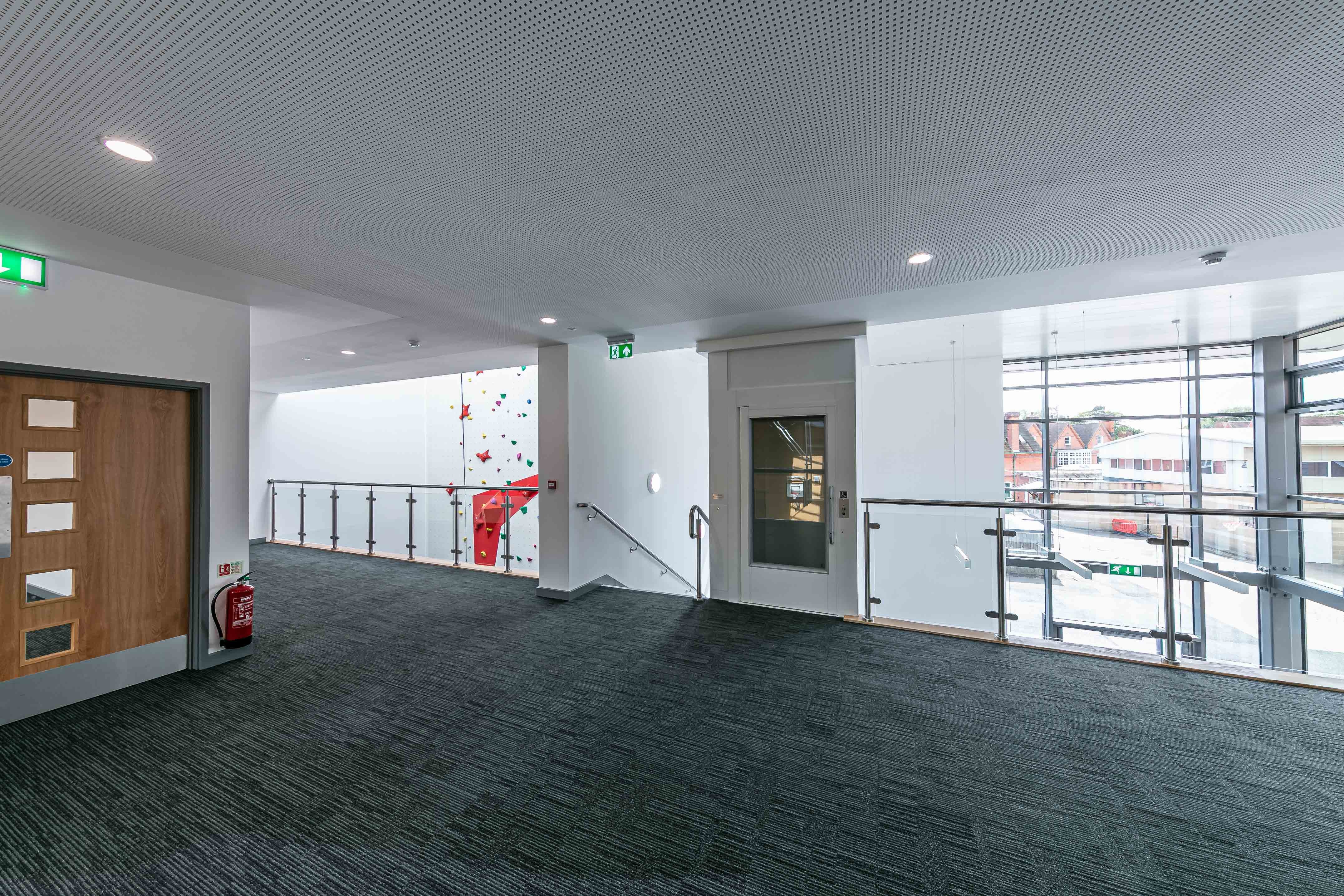 LST Bishopsgate School Sports Hall - 7886-HDR dng-