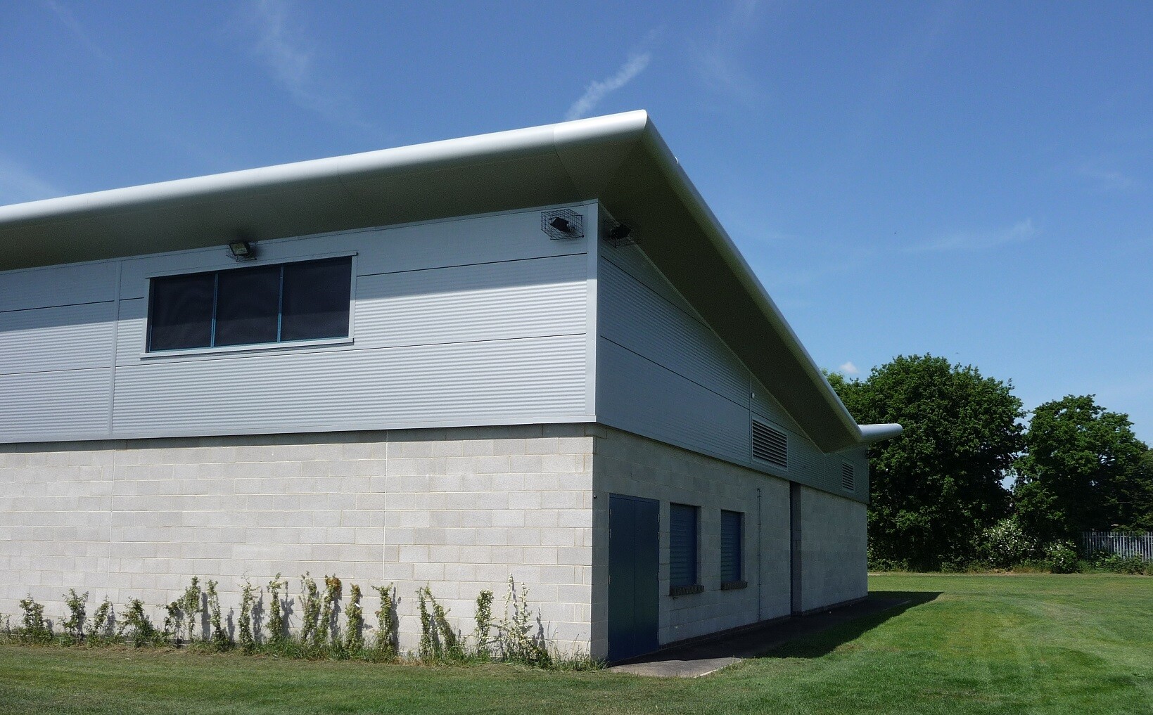 QE2 Pavilion and Hampshire