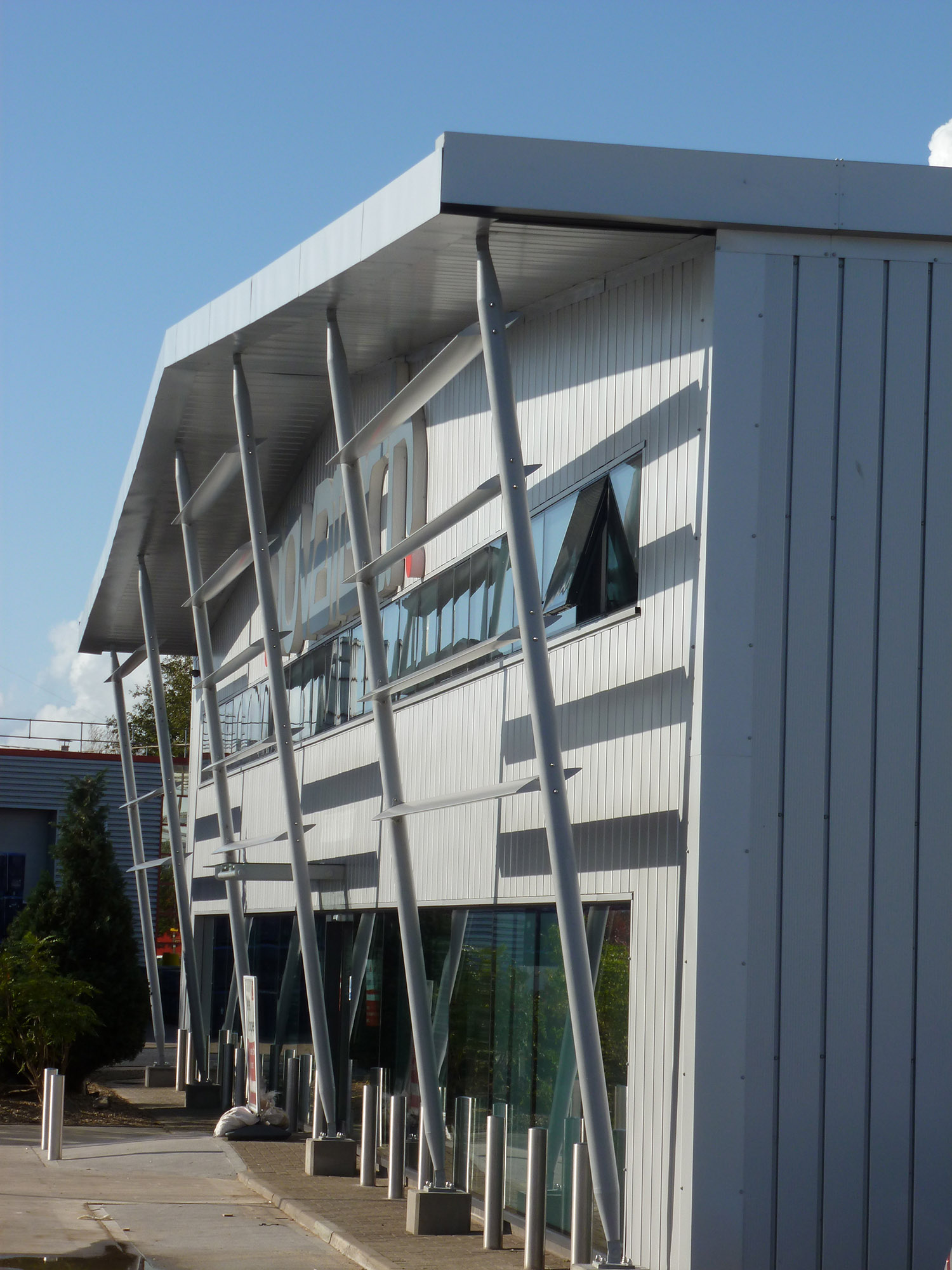 Novatech